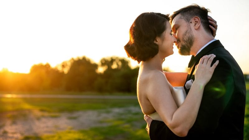 fotograf de nunta, fotografie nunta, fotograf nunta, fotograf, fotograf profesionist de nunta, fotografie de nunta, ziua nuntii, nunta perfecta, organizare nunta, colonial club cernica, masina de epoca, inchiriere masina de epoca, sedinta foto, sesiune foto de nunta, sedinta foto de nunta